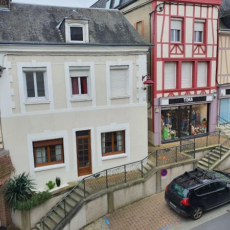 Appartement Meuble, Bord De Seine Duclair Esterno foto